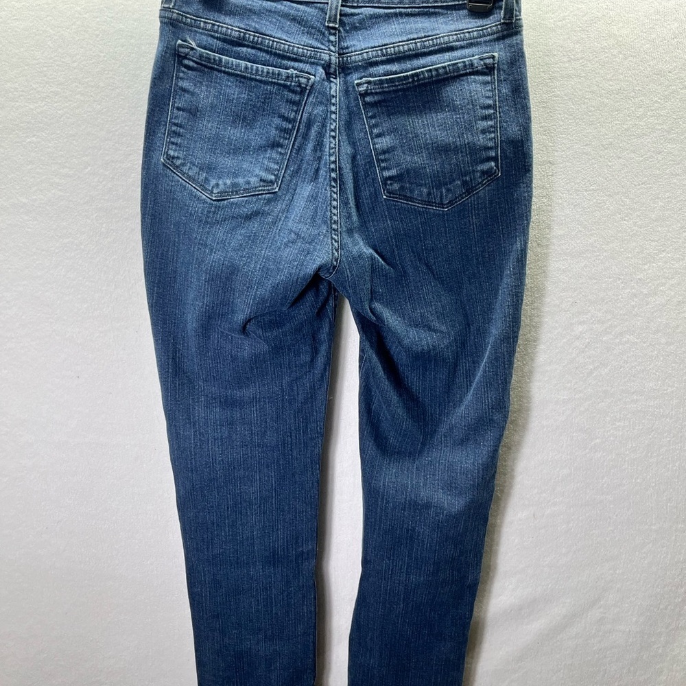 NYDJ Marilyn Straight Jeans Womens 8 Blue Denim Stretch Button legs Cute‎ 2569 - Picture 8 of 10